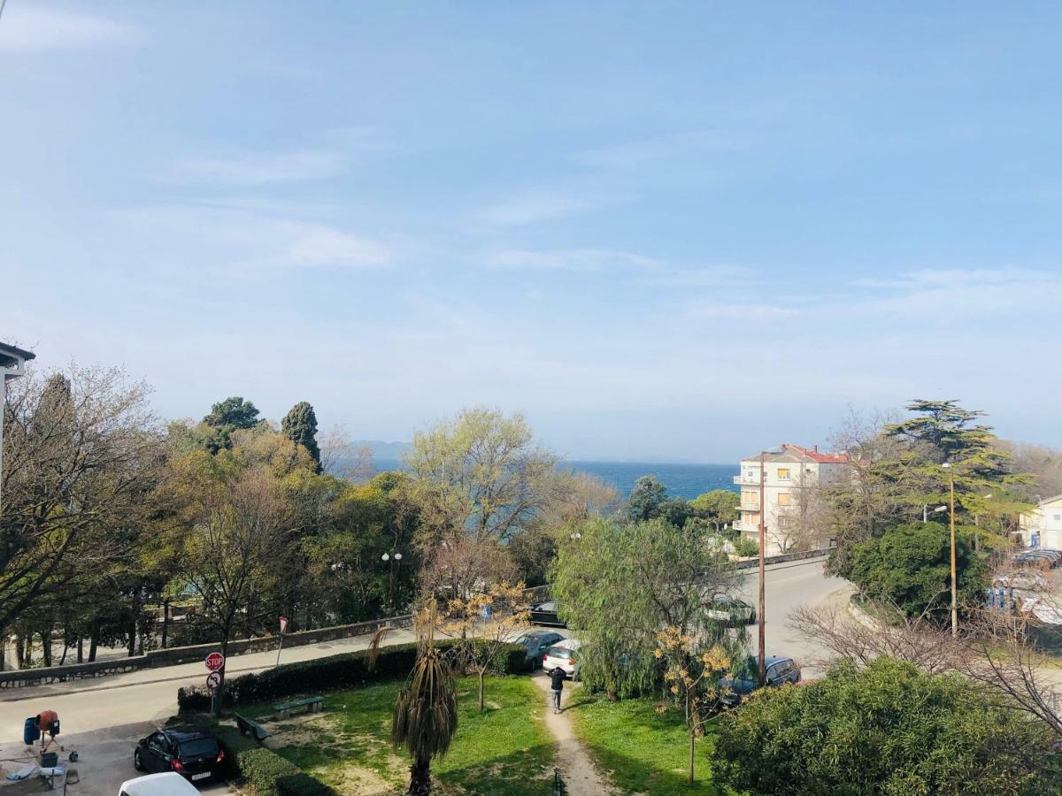 Kolovare Beachfront Apartment Zara Esterno foto